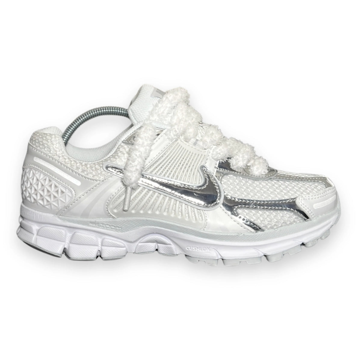 Nik Vomerooo 5 Metallic White Custom S